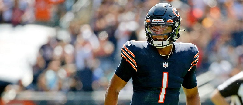 Fields embraces Bears beginning season with Dalton as starter