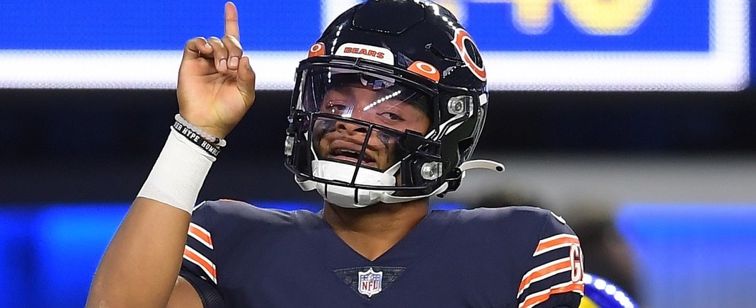 Bears' injury report: Justin Fields, Akiem Hicks OUT, Allen