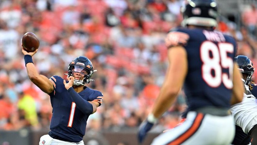 Realistic Guide to the 2022 Chicago Bears Season - On Tap Sports Net